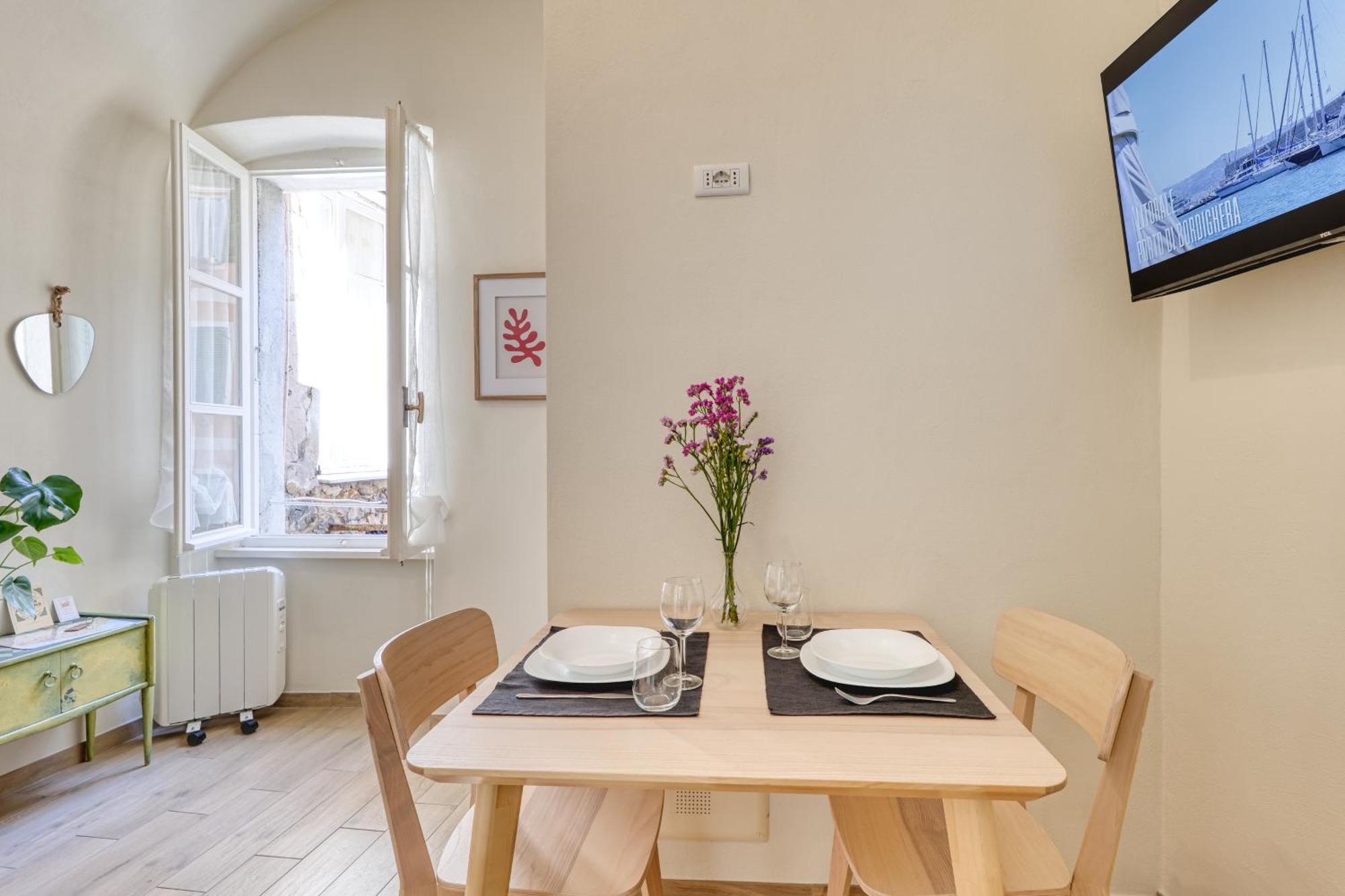 Casa Dritta Apartment Bordighera Luaran gambar