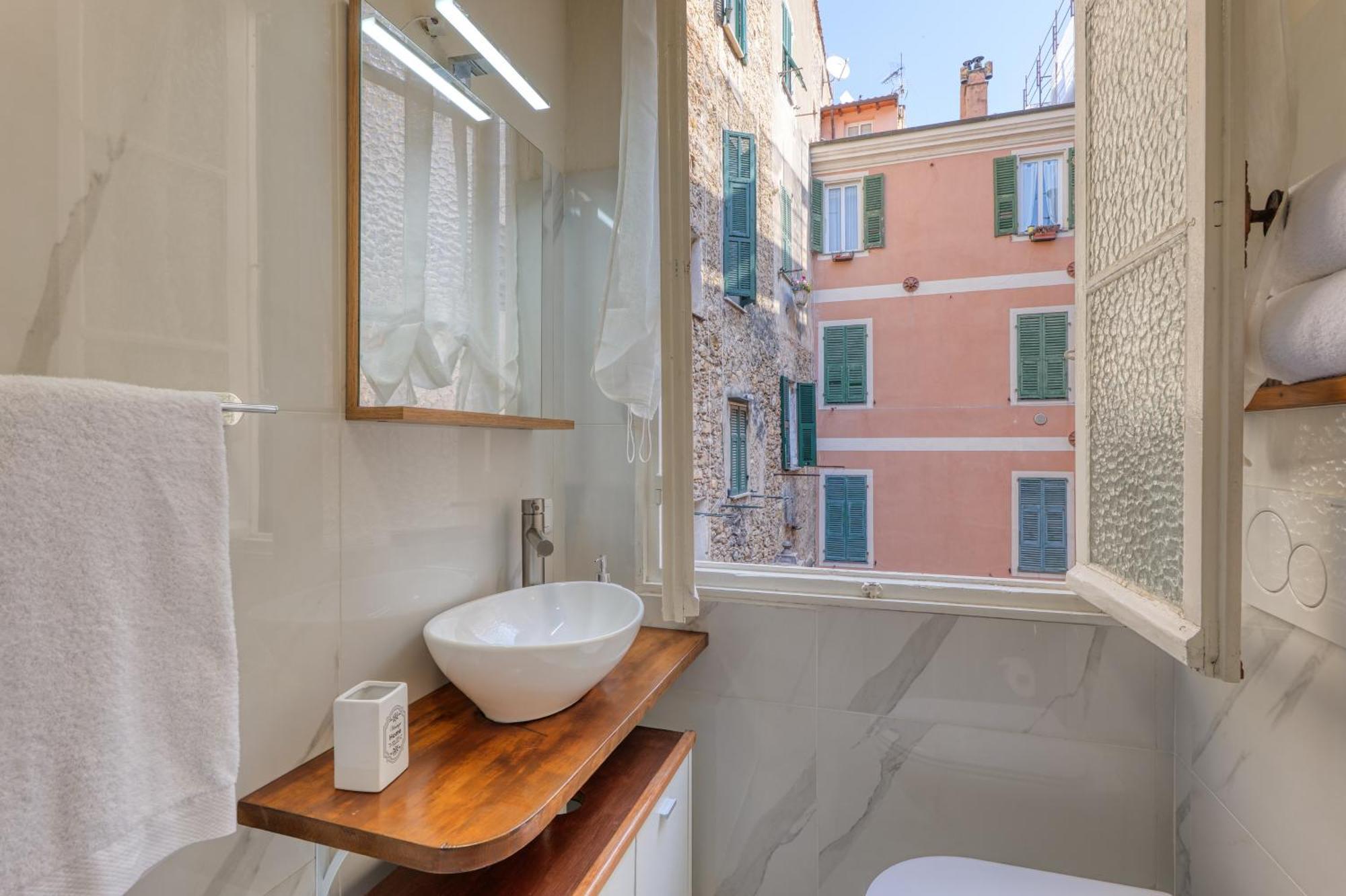 Casa Dritta Apartment Bordighera Luaran gambar