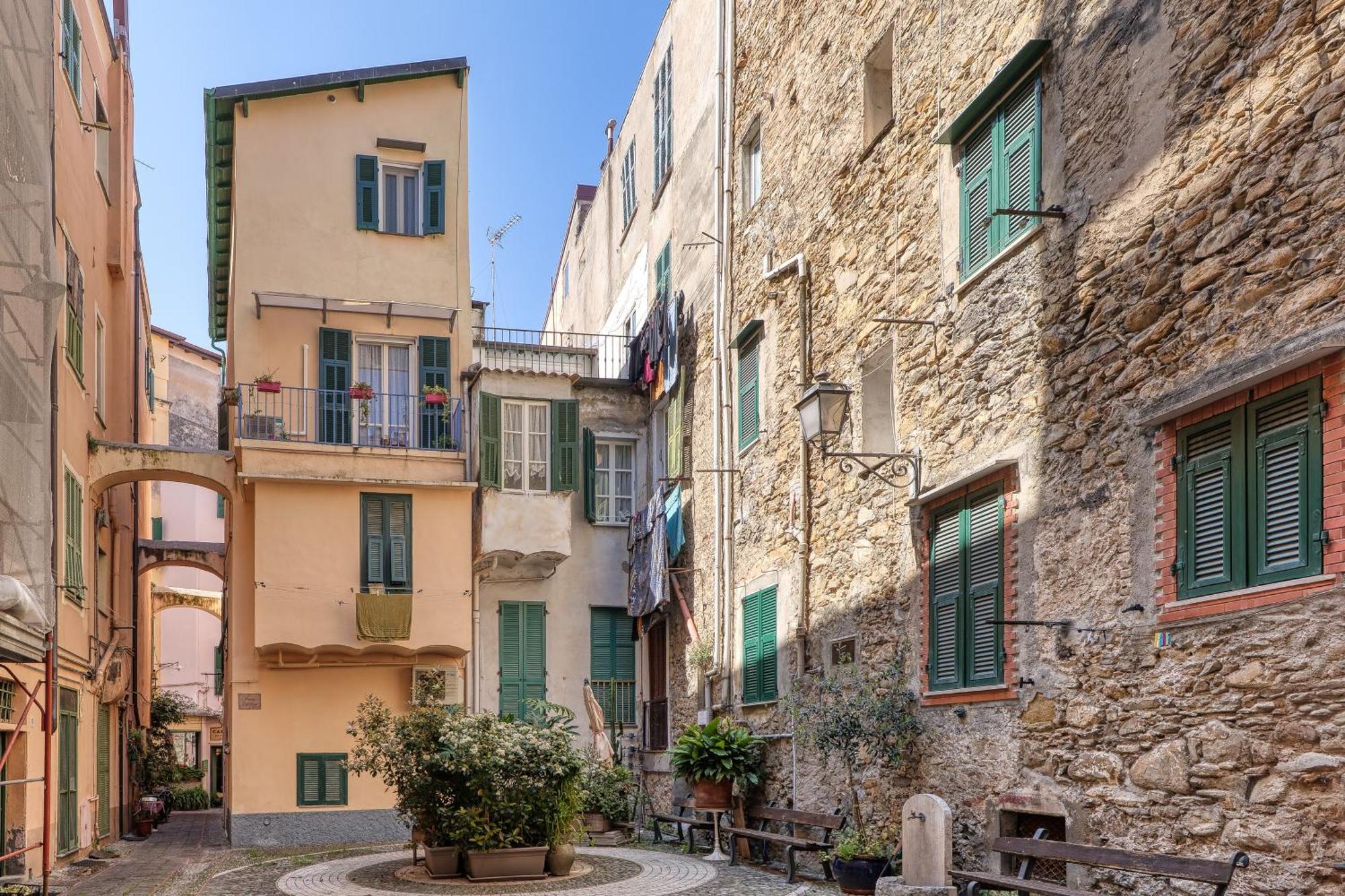 Casa Dritta Apartment Bordighera Luaran gambar